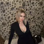 Миниатюра фото Мари