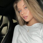 Миниатюра фото Адель