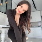Миниатюра фото Лора