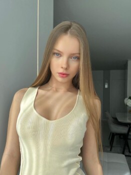 Кира Элитная проститутка Минска — 33 года, грудь 2 размера, рост 168, вес 50