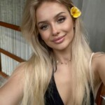Миниатюра фото Селена